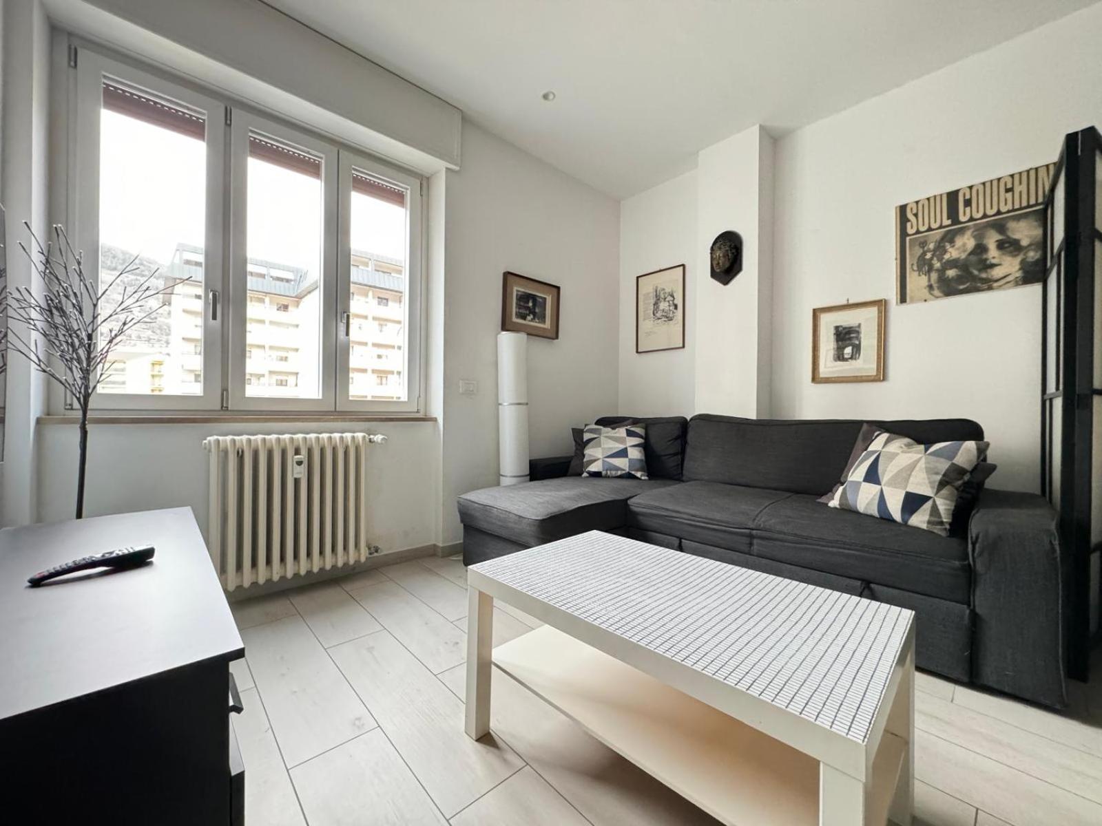 The Lighthouse - Central Apartment Aosta Eksteriør bilde